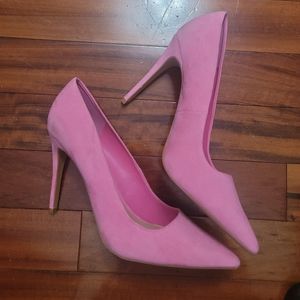 Pink Pumps
